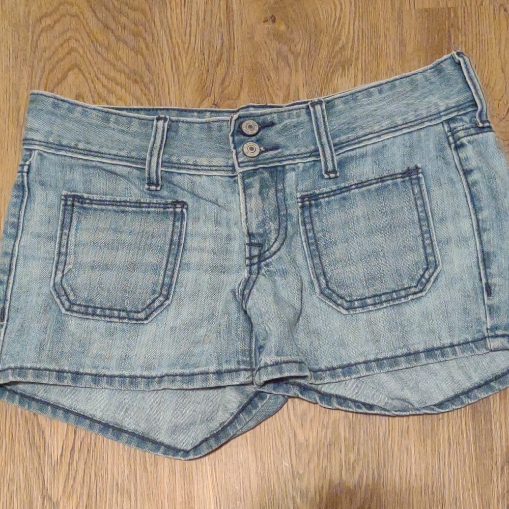Old Navy Blue Jean Shorts with Casual Style and Frayed Hem